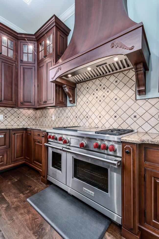 423 Twin Lakes Dr-Defuniak Sorings-LoRes