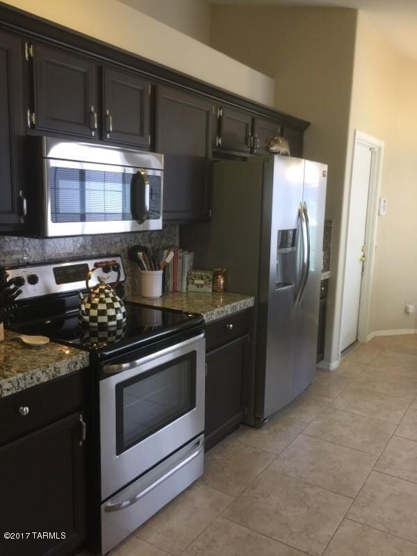 KITCHEN CW 1