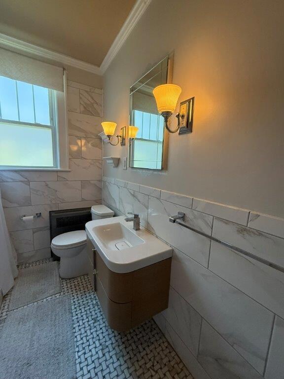 1901 Avon Rd SW unit Lower, Roanoke, VA 24015 - photo 3