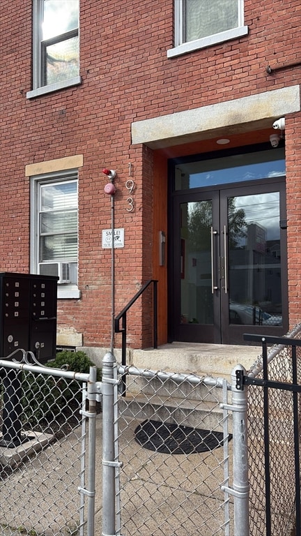 193 Appleton St unit 2, Lowell, MA 01852 - photo 4