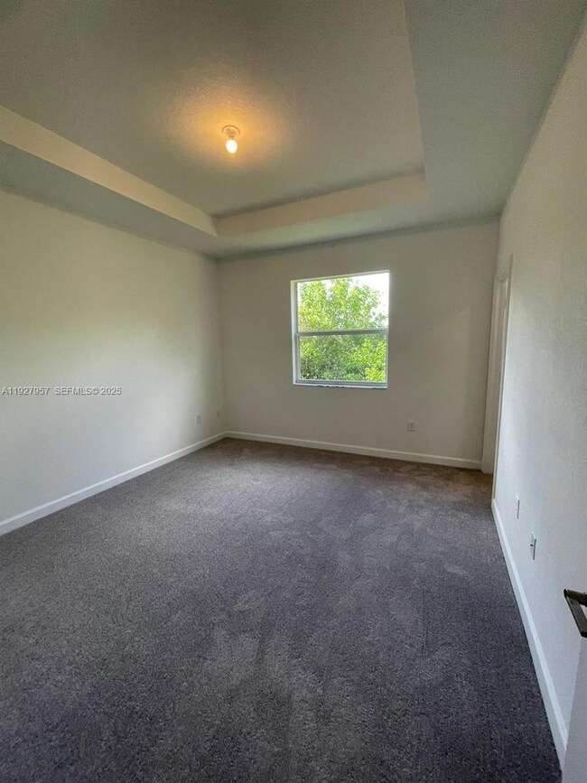 1668 SE 26th Terrace, Homestead, FL 33035 - photo 5