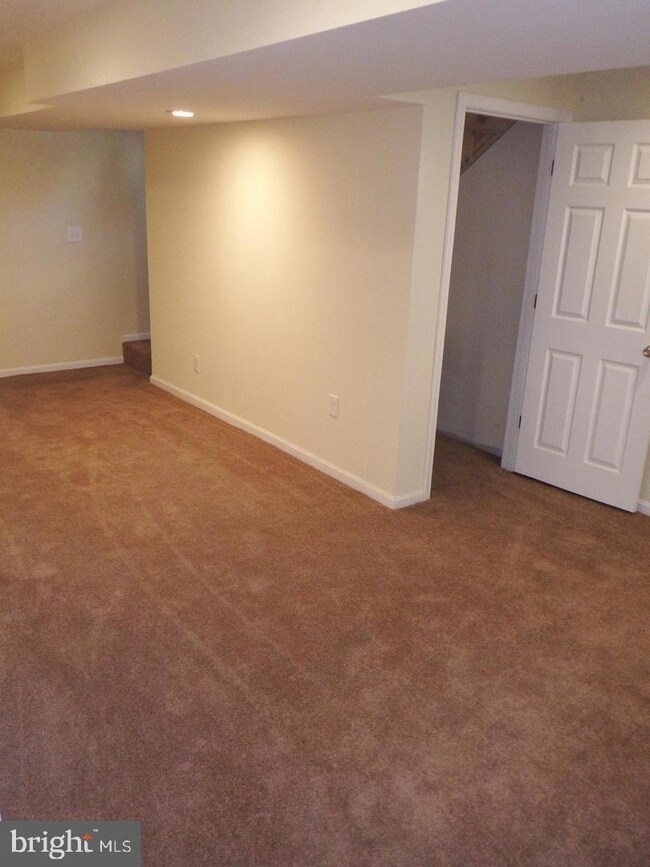 2011 Hammonds Ferry Rd, Halethorpe, MD 21227 - photo 3