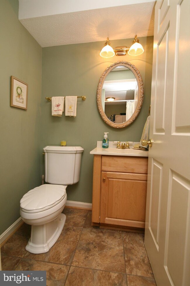 9406 Daysville Ave, Walkersville, MD 21793 - photo 5