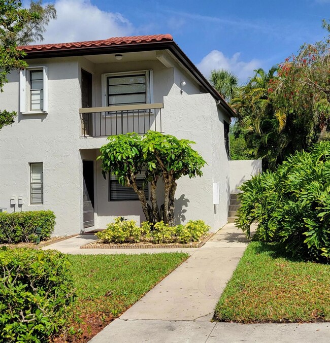 9205 Pecky Cypress Ln unit 807, Boca Raton, FL 33428 - photo 2