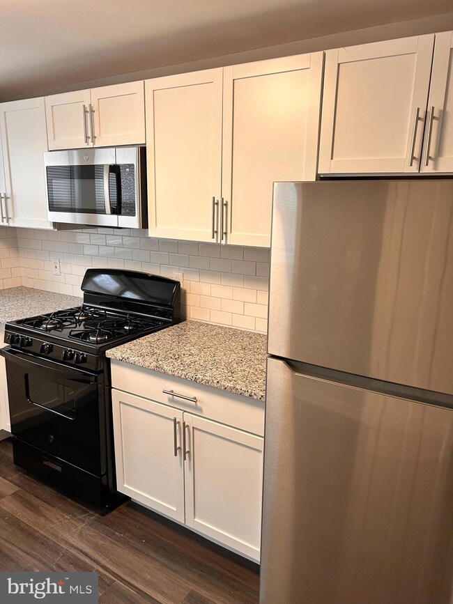 1215 Maple St, Wilmington, DE 19805 - photo 5