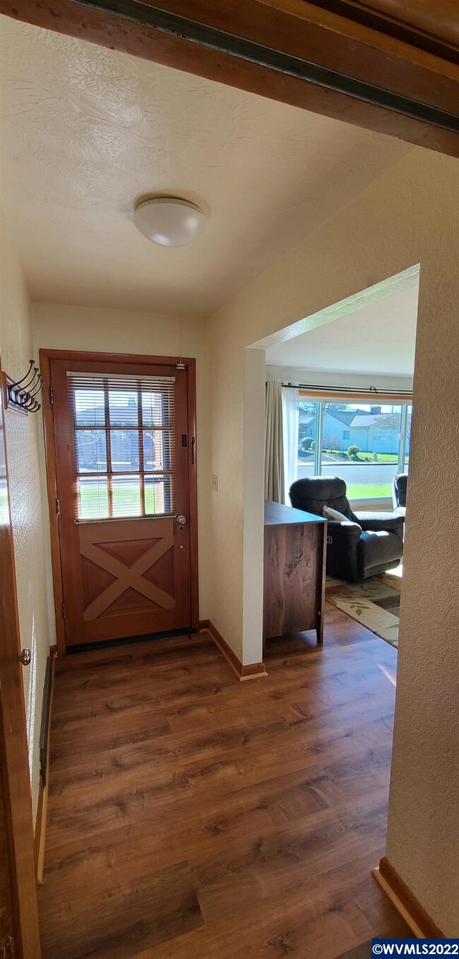 629 Dearborn Ave N, Keizer, OR 97303 - photo 5