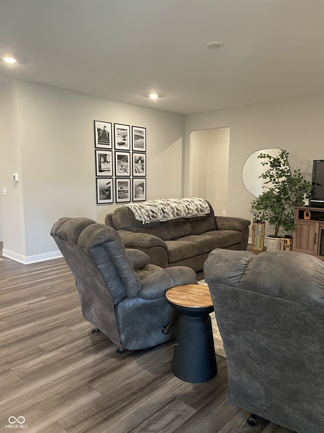 3613 Chalmers Dr, Bargersville, IN 46106 - photo 6