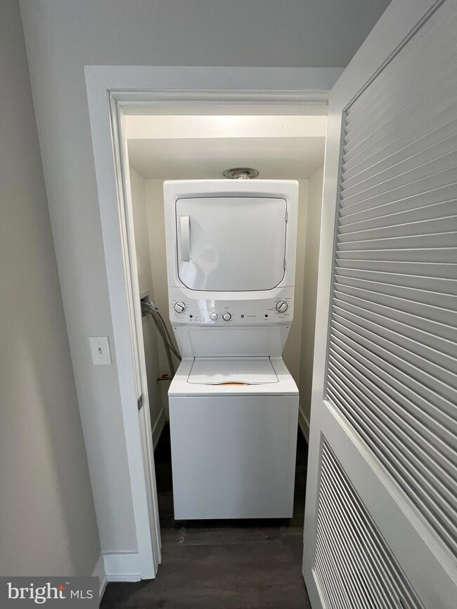 201 Thorn Ln unit 2, Newark, DE 19711 - photo 6