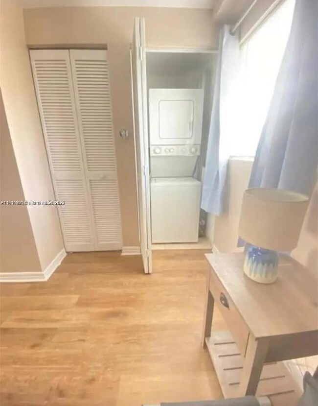 821 SW 2nd St unit 5, Miami, FL 33130 - photo 3