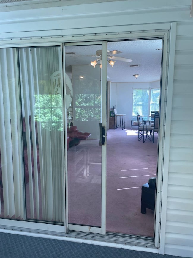 7062 SE Yellowood Ln, Stuart, FL 34997 - photo 4