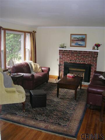 15 Windsor Dr, Schenectady, NY 12302 - photo 7