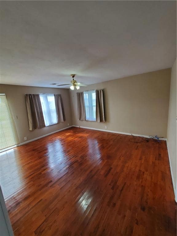 202 Linn St, Lacygne, KS 66040 - photo 7