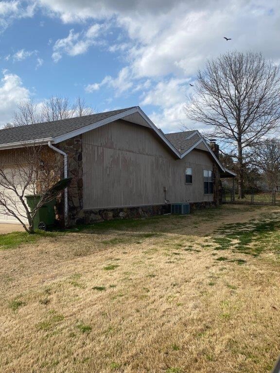 1005 W Linden St, Rogers, AR 72756 - photo 4