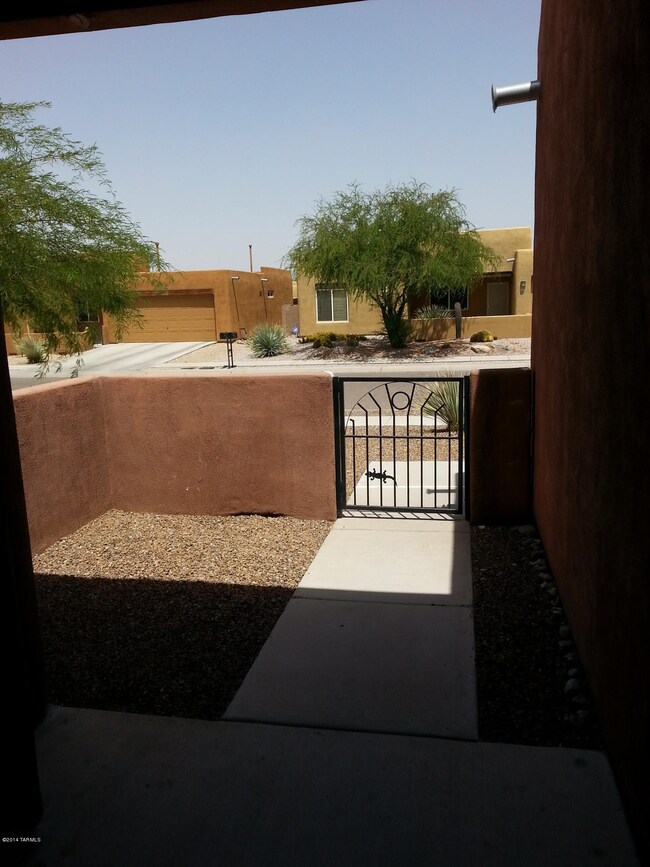 Front entry courtyard
