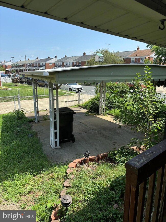 2762 Kirkleigh Rd, Dundalk, MD 21222 - photo 2