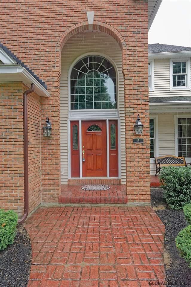 5 Hunts End Ln, Albany, NY 12211 - photo 4