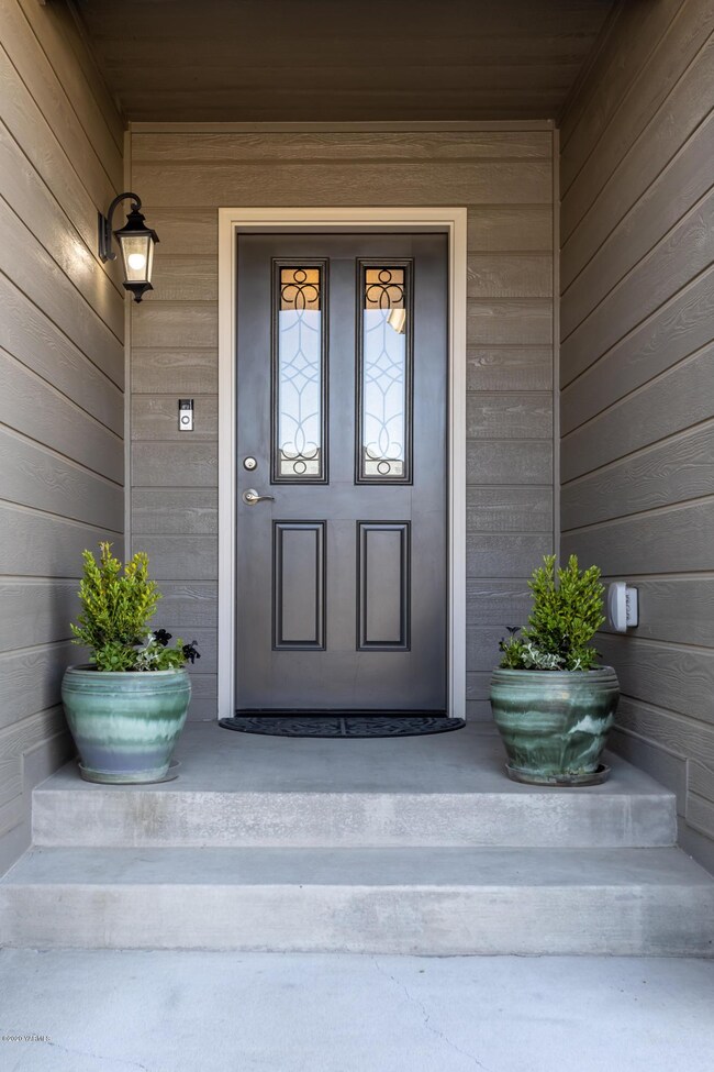 Exterior Entry