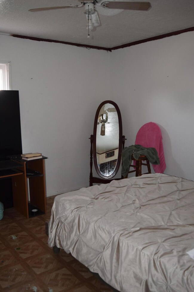 601 Lafayette Dr, El Paso, TX 79915 - photo 6