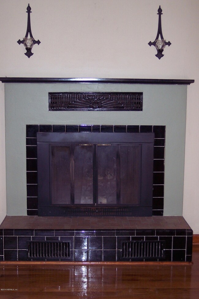 7323 Oakwood Dr, Jacksonville, FL 32211 - photo 6