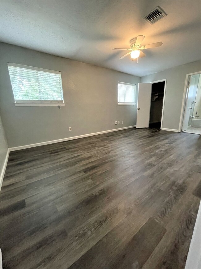 2607 Foxview Dr, Spring, TX 77386 - photo 3