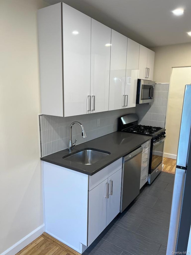 142-20 84 Dr unit 4D, Briarwood, NY 11435 - photo 5