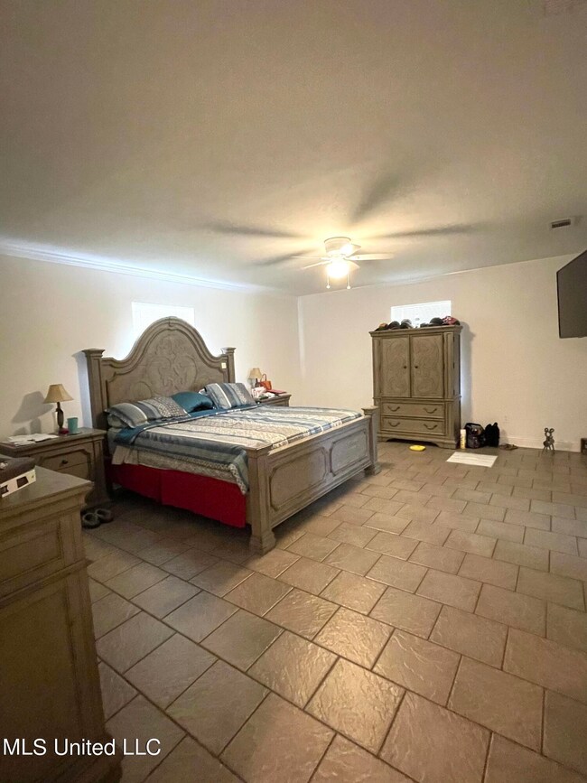 0BA6BFD1-458A-4BD7-B72A-FF012797C19D