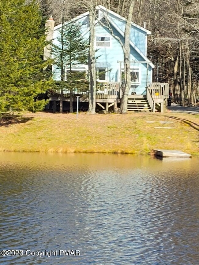 110 Trout Creek Dr, Pocono Lake, PA 18347 - photo 2