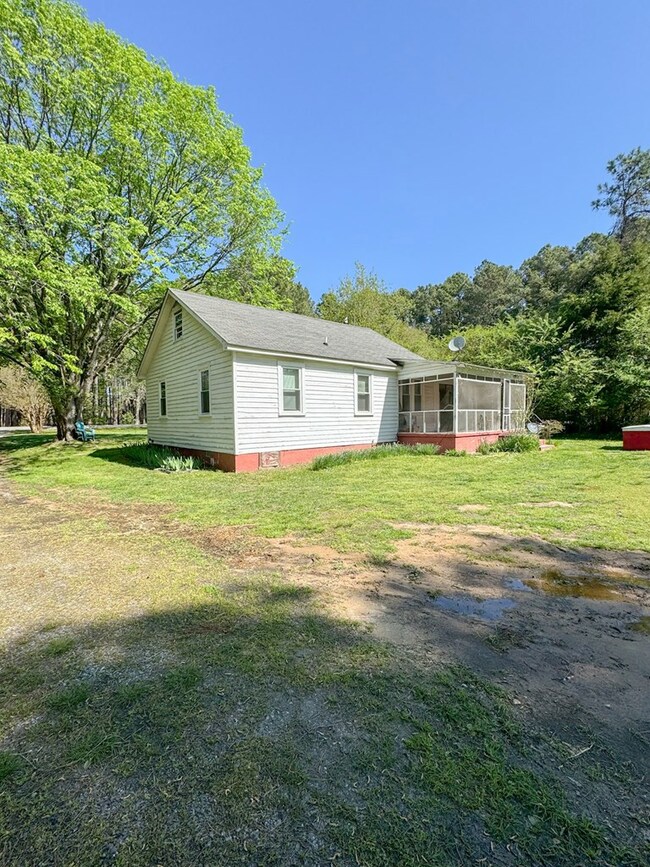 2322 Mundy Point Rd, Callao, VA 22435 - photo 6