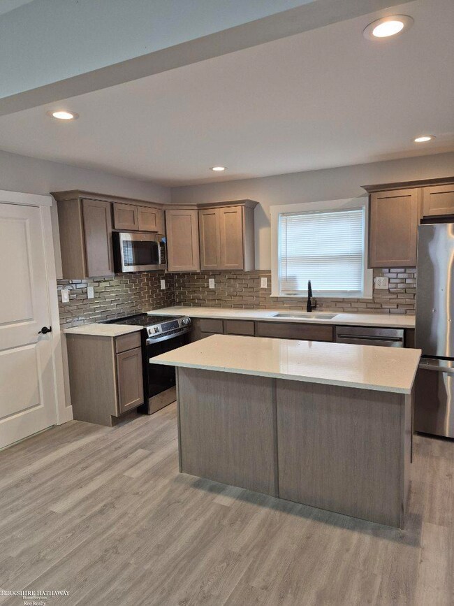 4394 Devonshire Rd, Detroit, MI 48224 - photo 5