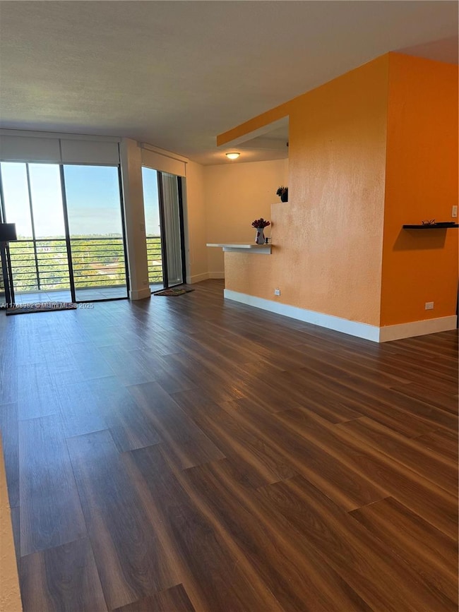 Environ Towers unit 8053, Lauderhill, FL 33319 - photo 5