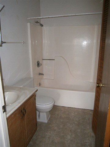 129 Windsor Ct, Jacksonville, NC 28546 - photo 6