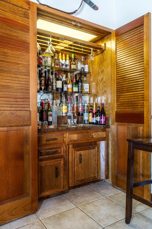 W Prosperity Ave. Tulare-5