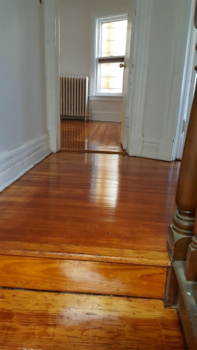 499 Washington Ave, Albany, NY 12206 - photo 5