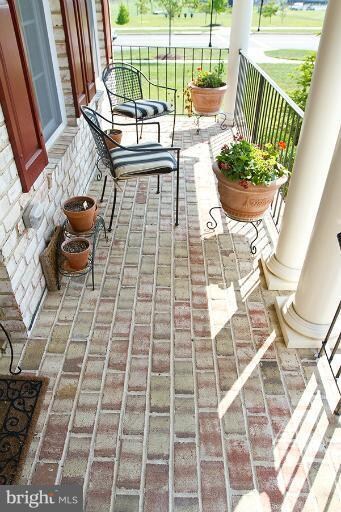 42354 Equality St, Chantilly, VA 20152 - photo 2