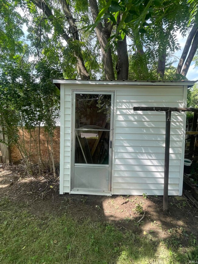 311 N East St, Wabash, IN 46992 - photo 7