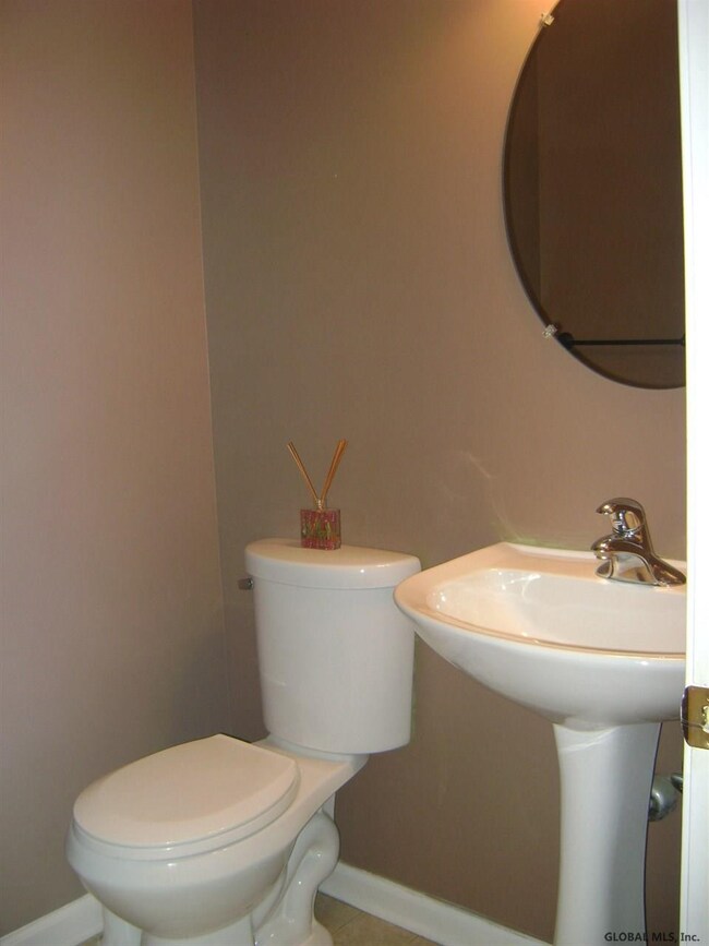 47 Acorn Ave, Rensselaer, NY 12144 - photo 7