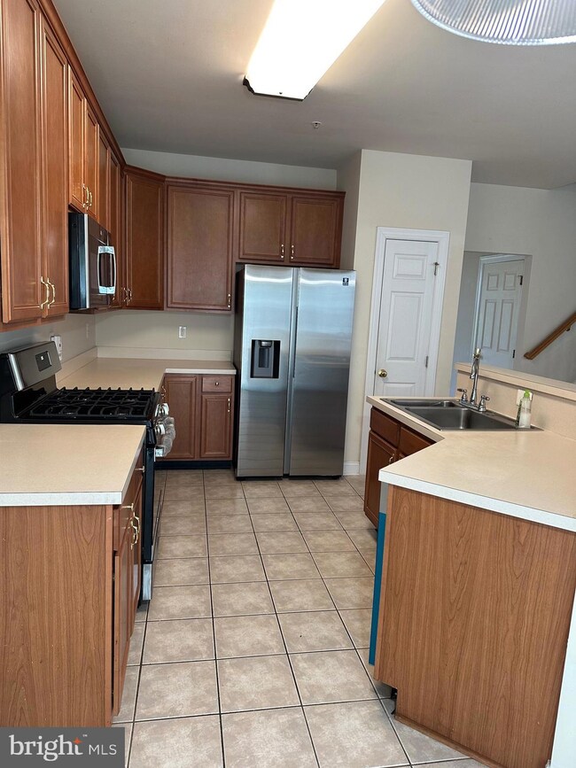 12737 York Mill Ln, Clarksburg, MD 20871 - photo 3