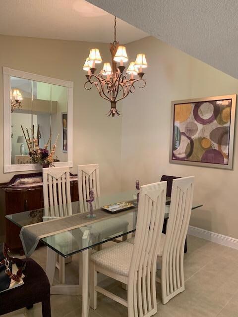 Magellan dining