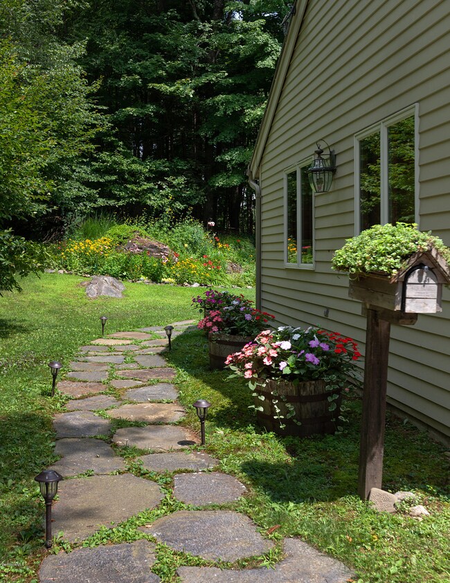 6 Samantha Way, Acton, MA 01720 - photo 4