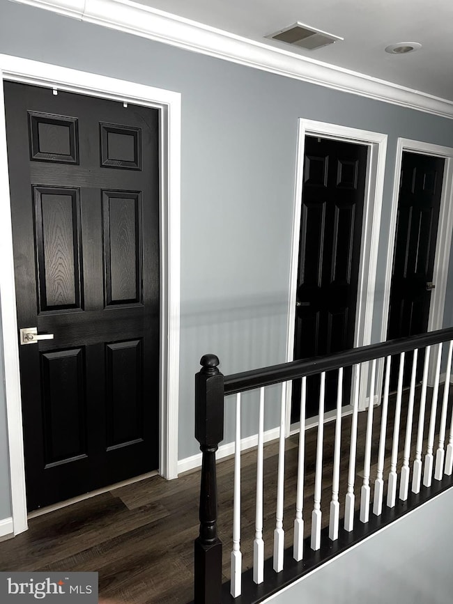 6421 Colonial Village Loop, Manassas, VA 20112 - photo 7