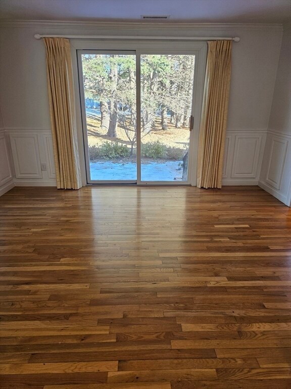 106 Jericho Rd, Weston, MA 02493 - photo 4