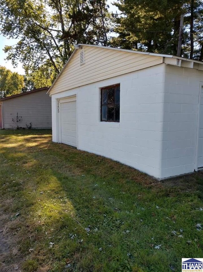 3205 Crawford St, Terre Haute, IN 47803 - photo 2