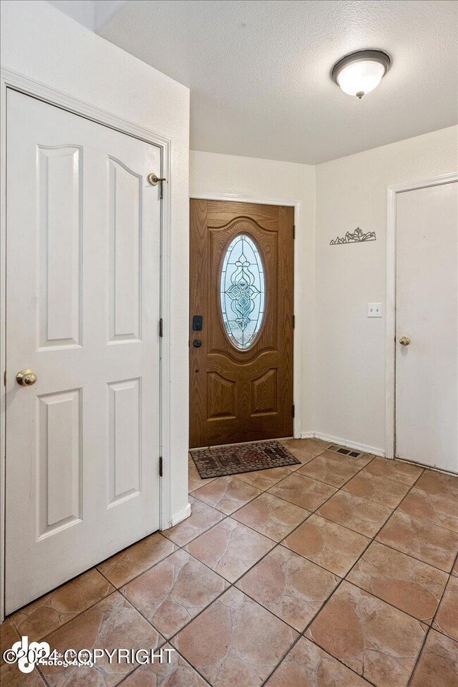 Spacious Entry