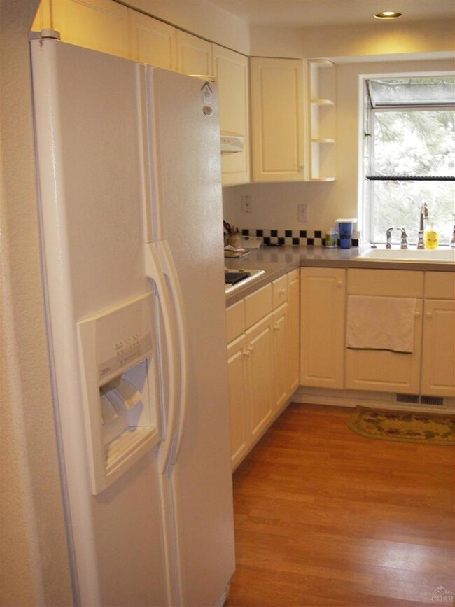 2937 NE Lotno Dr, Bend, OR 97701 - photo 7