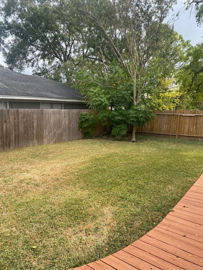 2902 Broadmead Dr, Houston, TX 77025 - photo 5