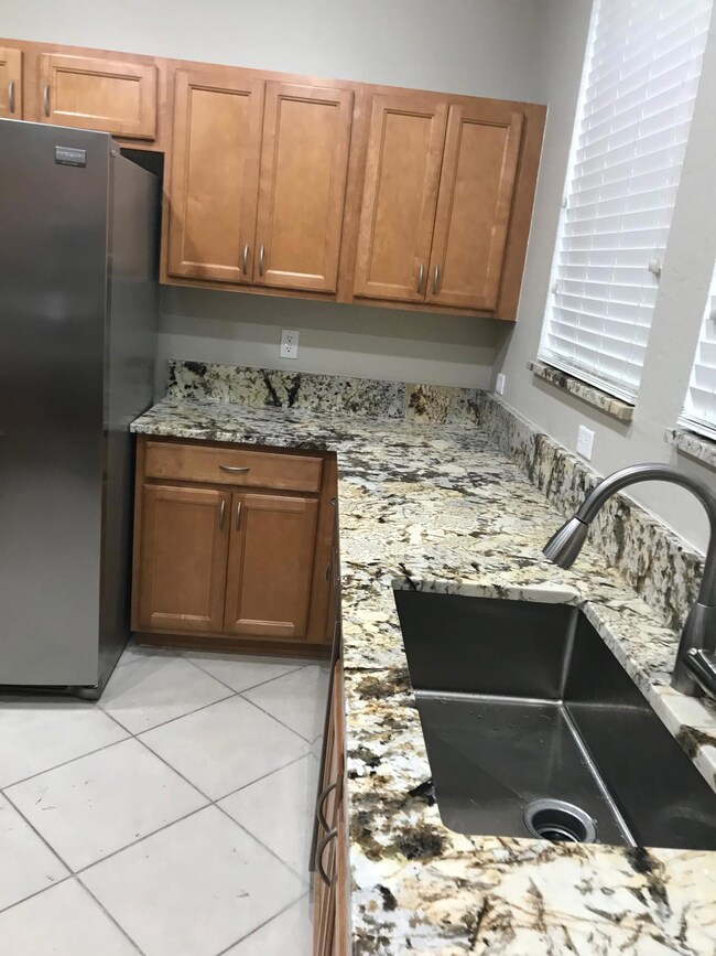 630 Amador Ln unit 1837, West Palm Beach, FL 33401 - photo 3