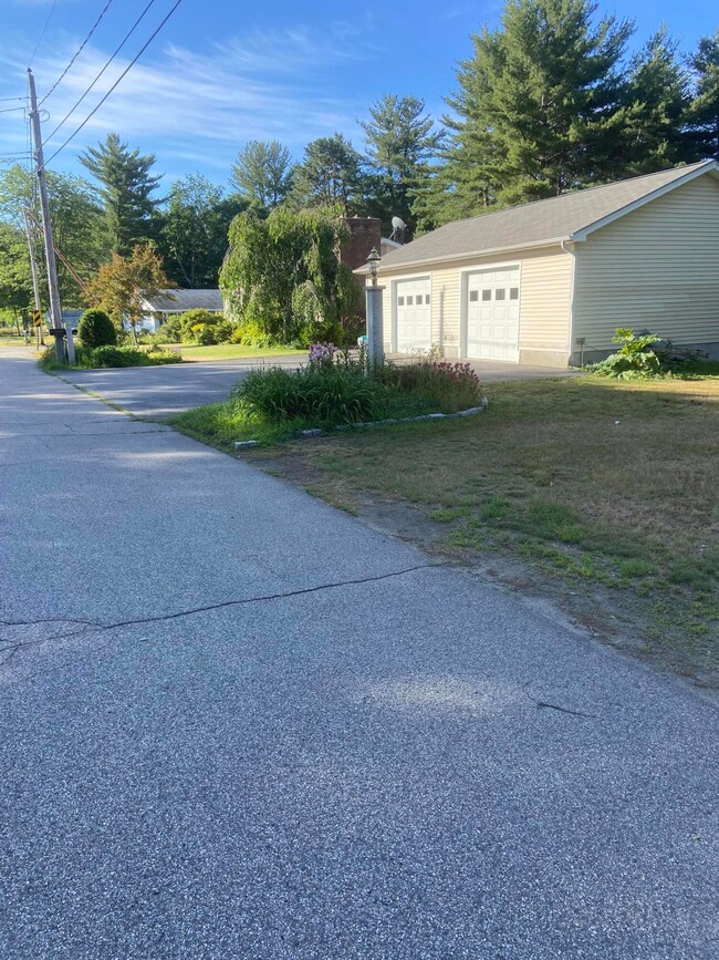 21 Farview Front