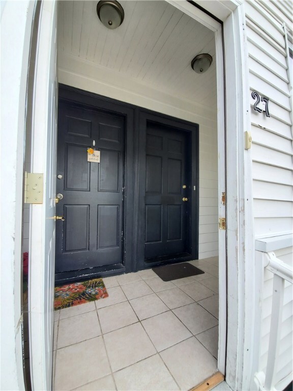27 Donelson St, Providence, RI 02908 - photo 2