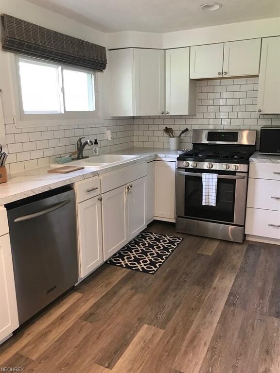 974 Colony Dr, Aurora, OH 44202 - photo 2