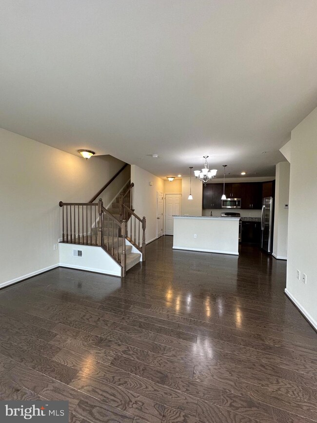 43495 Town Gate Square, Chantilly, VA 20152 - photo 4